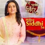 Radhika Muthukumar Instagram - Miliye Siddhi se…. Jo hai Maya ke liye har chunauti se ladne ko taiyyar, Kya do behnon ke iss rishte ki keemat hogi Siddhi ka Suhaag? Dekhiye Naya Show - Do Chutki Sindoor, 19th June se, Somvaar se Shukravaar, shaam 7:30 baje, sirf Nazara TV par. DD Free Dish channel no.5 par uplabdh. Promo link in Bio ☝🏻 #NewShowAlert #DoChutkiSindoor #NazaraOriginals #OriginalShow #NewTVShow #NewShow #SistersLove #Sisters #Sisterhood #RadhikaMuthukumar #SrishtiSingh #Shashisumeetproductions #Nazara #NazaraTV #Announcement #FirstLook #SisterSquad #HindiTVserial #StayTuned #NewOnChannel #ComingSoon #Siblings #ChildhoodMemories #Bachpan #SistersForever #Siddhi #Maya #FirstMeet #EntertainmentChannel