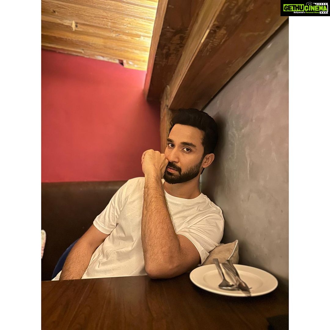 Raghav Juyal Instagram - Buongiorno salo 🌞