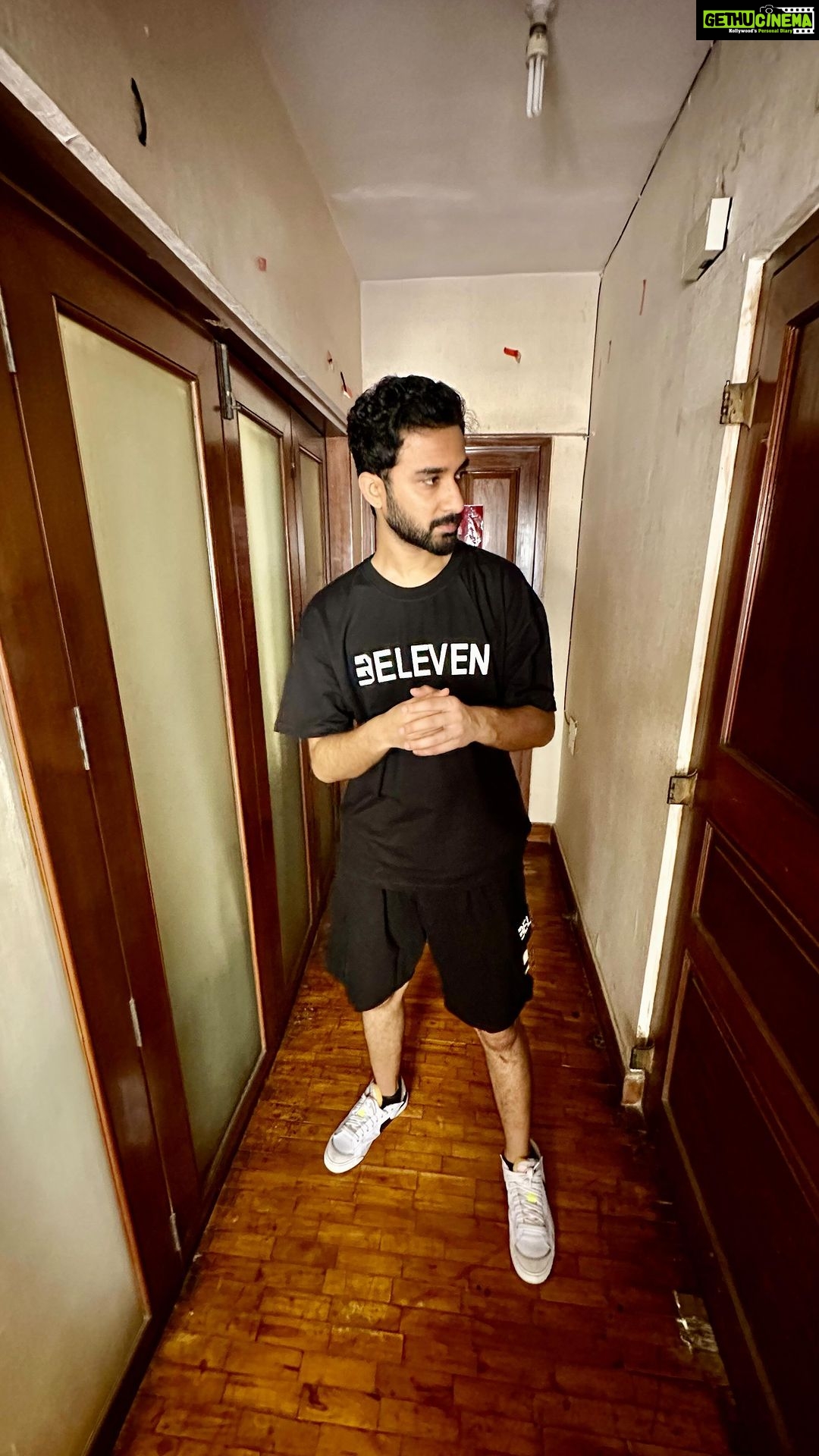 Raghav Juyal Instagram - 😂😂😂😂😂 sala bag nahi mil paya @3eleven.in