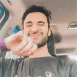 Raghav Juyal Instagram - This is For all you beautiful people out there who believes in peace , love , art and life 🕊️ ❤️ #zindagizindabaad