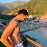 Raghav Juyal Instagram – Blessings 🙏🏻 Hotel Ishan – A Riverside Retreat by Salvus
