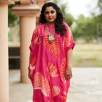 Ramya Krishnan Instagram - Styling by @jukalker Styling team @pratimajukalkar Oversized Co-ord set by @archanashahofficial Jewellery @karnikajewelshyd Makeup by @adhishreep Hairstylist @kamaldeepss Shot by @venurasuri #Aha #teamrk