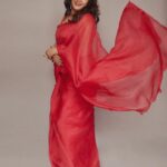 Ramya Krishnan Instagram - Lady in Red... Styled by @jukalker Styling team @pratimajukalkar Saree @kapardara_india Jewellery @sachdeva.ritika Makeup & hair @nishisingh_muah Shot by @arifminhaz #ahaindianikon #Queen #rajamathasivagamidevi #Aha