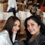 Ramya Krishnan Instagram – The best memories are good times with crazy friends…at @bastianmumbai a cosy place with amazing food. Has to be one of the best places I’ve ever eaten of late and the food is absolutely delicious. I could say it is of International standards. Sunday afternoon we’ll spent with @madhoo_rockstar #sujatha. @theshilpashetty please consider opening this restaurant in Chennai soooooon…..😛😋😍😍
#foodcoma #mumbaidiaries #friendslikefamily❤️ #happysoul #BlessedGratefulThankful