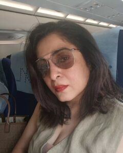 Ramya Krishnan Instagram - To new beginnings 😇🤩🤩

#travel #lightscameraaction #actor #gratitude  #ramya