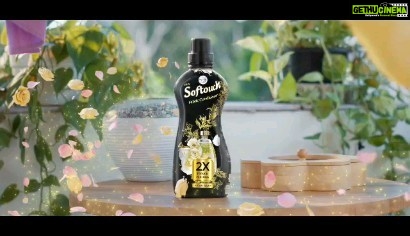Ramya Krishnan Instagram - @wiprosoftouch Celebrate with me & @wiprosoftouch our Telugu spirit of Taggedele – Not settling for anything less in life!! Softouch Black fabric conditioner gives so much more fragrance for your clothes. With 2X French perfume, Softouch Black gives long-lasting fragrance – Try it now !! #Taggedele #Neversettleforless #SoftouchBlack #2XFrenchperfume #longlastingfragrance