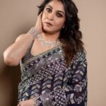 Ramya Krishnan Instagram - #bbjodigal2 #grandfinale @disneyplushotstartamil @disneyplushotstar Styled by @jukalker Wearing this midnight blue saree by @manishmalhotraworld Jewellery by @jaipurgems Shot by @kiransaphotography Mua @artistrybyolivia Hair @manohar_hair