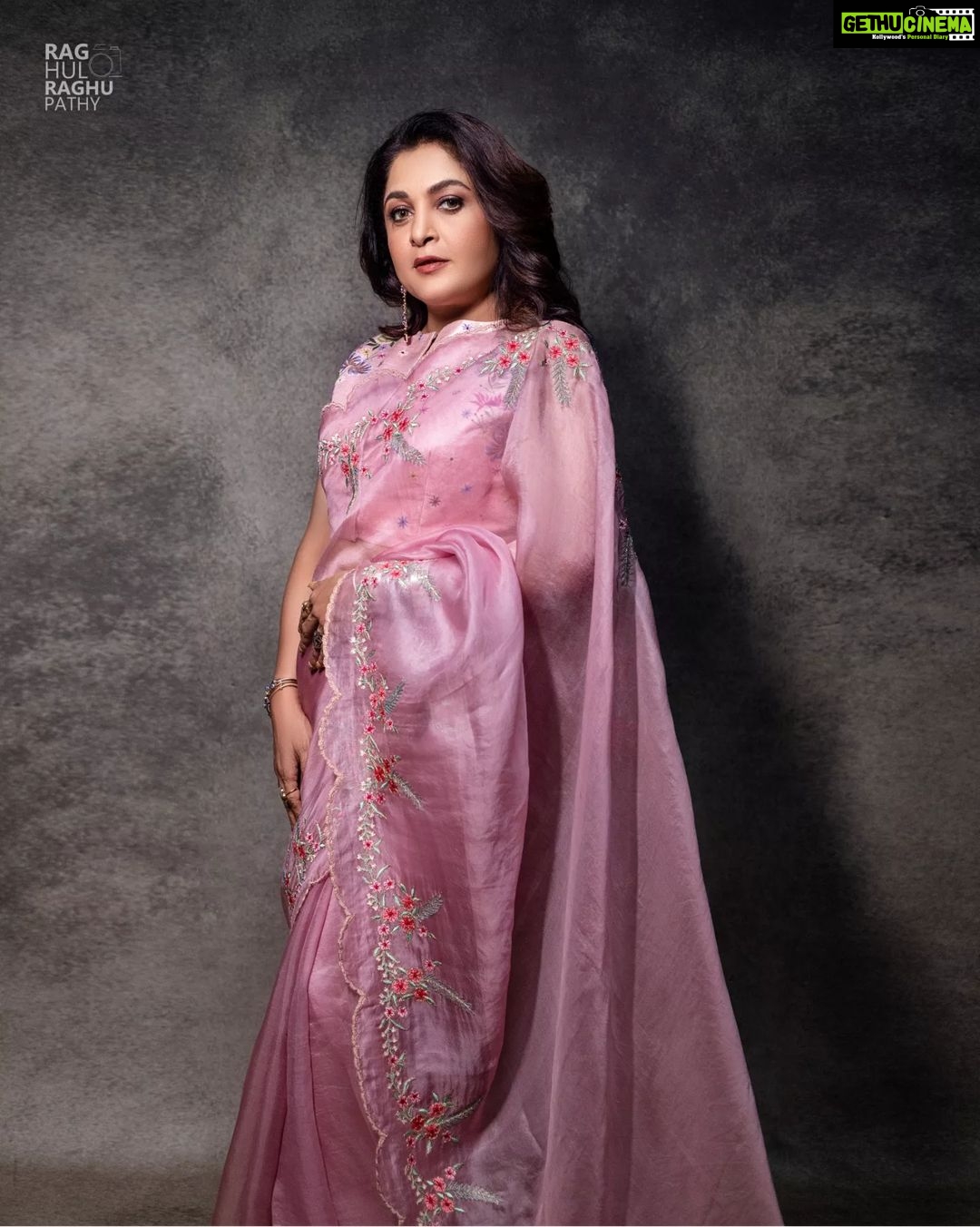 Ramya Krishnan Instagram - Styling - @sunilkarthik_sk Outfit - @rehaneofficial Photography- @raghul_raghupathy Ramyakrishnan #ramyakrishna #neelambari #padayappa #ramyakrishnan #sk #skstyling #styledbysunilkarthik #jailer #meramyakrishnan #reels #reelsinstagram #reelitfeelit # #queenramyakrishnan