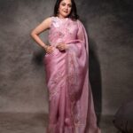 Ramya Krishnan Instagram – Styling – @sunilkarthik_sk 
Outfit – @rehaneofficial
Photography- @raghul_raghupathy 

Ramyakrishnan #ramyakrishna
#neelambari #padayappa #ramyakrishnan
#sk #skstyling  #styledbysunilkarthik
#jailer #meramyakrishnan 
#reels #reelsinstagram #reelitfeelit # #queenramyakrishnan
