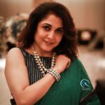 Ramya Krishnan Instagram - The simplest way to look both modest and hot is wearing a saree. Styling- @sunilkarthik_sk Jewellery - @amrapalijewels @amethystchennai Blouse - @stephinlalanofficial #sareelove #silk#fashion #saree #handloom #sarees #handmade #cottones #silksarees #silksaree #indianwear #style #sangeethlooks  #traditional #ethnicwear #india #sareelovers #indianwedding #designer #sareesofinstagram #jewellery  #indianfashion #sareedraping #linen #embroidery