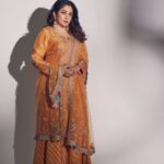 Ramya Krishnan Instagram - Styled by @jukalker Styling team @pratimajukalkar Outfit @nitikagujralofficial Jewellery @khannajewellerskj Makeup @jasmin.tuteja Hair @kamaldeepss Shot by @arifminhaz