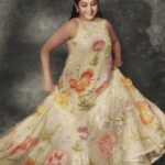 Ramya Krishnan Instagram – Start Somewhere 🤩⭐❤🎉
Styled by @jukalker
Styling team @pratimajukalkar

Outfit by @rahulmishra_7

Jewellery @manjulajewellers

Makeup  @jasmin.tuteja 
Hair @kamaldeepss

Shot by @arifminhaz