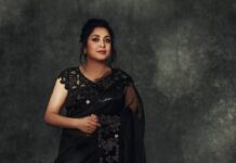 Ramya Krishnan Instagram - Addicted to Black 🖤🖤 Styled by @jukalker Styling team @pratimajukalkar saree by @houseofneetalulla Jewellery @archithamauryagirrijewellery Makeup @jasmin.tuteja Hair @kamaldeepss Shot by @arifminhaz #black #thankyou #loveyouall❤️ #keepingfit #lovemyteam❤️ #rkteam #actress #workmode #camera #action #neetalulla