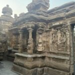 Ramya Pandian Instagram - Enthralled by the Kanchipuram Kailasanathar temple architecture which is believed to be the first structural temple built in South-India around 700CE by Mighty Pallavan king Narasimhavarman II (Rajasimha). A Mind-blowing fact is that the Maverick Monarch Raja Raja Chozhan - I visited this temple and drew inspiration to build the exceptional Brihadeeswara temple at Thanjavur, such is the architectural marvel of this temple(wonder). 🙏🏼 Kanchi Kailasanathar Temple