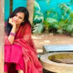 Ramya Pandian Instagram - After a great darshan at Tiruvannamalai Shivan temple, went on to walk the girivalam path for the first time. Having my sisters around and spending time with them adds to the experience ♥️ Just calm, quiet, beautiful and divine experience with full of positivity. @sundari_designer @keerthipandian #ramyapandian