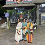 Ramya Pandian Instagram – After a great darshan at Tiruvannamalai Shivan temple, went on to walk the girivalam path for the first time.

Having my sisters around and spending time with them adds to the experience ♥️

Just calm, quiet, beautiful and divine experience with full of positivity.

@sundari_designer  @keerthipandian 

#ramyapandian