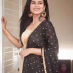 Ramya Pandian Instagram - Happy weekend insta fam! Outfit @label_ts_official @sundari_designer Photography @ayusharvind17 #ramyapandian