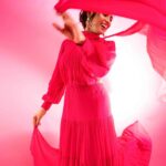 Ramya Pandian Instagram - Living it up in Pink 💖 Photography @palaniappansubramanyam Outfit & Styling @chaitanyarao_official Make up @kalwon_beauty Hair styling @soniyarameshbabu_muah #ramyapandian #photography #photoshoots