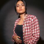 Ramya Pandian Instagram - No amount of darkness can hide the spark of the light from within … Photography & Styling @anupamasindhia Make up and hair @pinkylohar Team @livingin24fps #ramyapandian