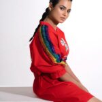 Ramya Pandian Instagram - 🌈♥️ Photographer @dxgphotographer Outfit @shahinmannan Styling @anupamasindhia Make up @kalwon_beauty Hair styling @ganesh_hair_architect #ramyapandian