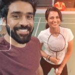 Ramya Pandian Instagram - Just saturdaying … Energetic badminton session with @saisiddharth Wishing you a great weekend my dear insta fam! #badminton🏸 #weekend #cardio