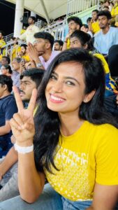 Ramya Pandian Instagram - @chennaiipl #chennaisuperkings roars into the finals🔥 What better than the roar of the lions in their home base Chennai! Exuberant energy ✨🎇Exhilarating match 🔥Always rooting for CSK The man. The myth. The legend @mahi7781 ♥️ Couldn’t have asked for a better first time stadium experience💃🏻 @sundari_designer @vdjzen u rocked … engal veetil ella naalum kaarthigai 🎶was unexpected 🔥 #csk #chennaiipl #chennaisuperkings #dhoni