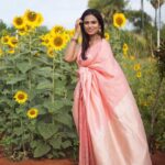 Ramya Pandian Instagram – “Making the most of the wedding decor… sunflowers and me.” 🌻

#lifeisbeautiful #positivevibes #happydays Tirunelveli