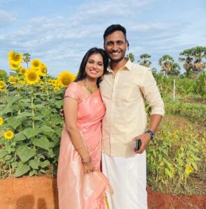 Ramya Pandian Instagram - Happy married life my dear Kanmani @keerthipandian ♥️and welcome to our family our dearest Maapilai @ashokselvan 🤗 #familywedding