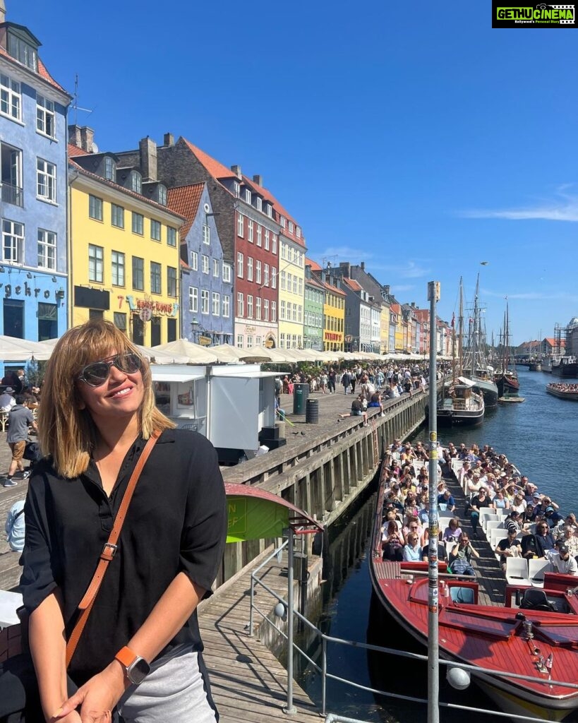 Ranjini Haridas Instagram - Nyhavn ,Copenhagen !❤️ #matchboxhouses #canals #oldships #cobbledstreets #boatcruise #nyhavn #copenhagen #denmark