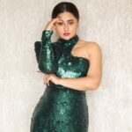 Rashami Desai Instagram - Looking at the greener side of life ☘️🍀☘️ . . . . . . Styled by @rimadidthat Outfit @estera_trends . . . . #rashamidesai #rashamians #immagical✨🧞‍♀️🦄 #diva #green #whatelseispossiblenow