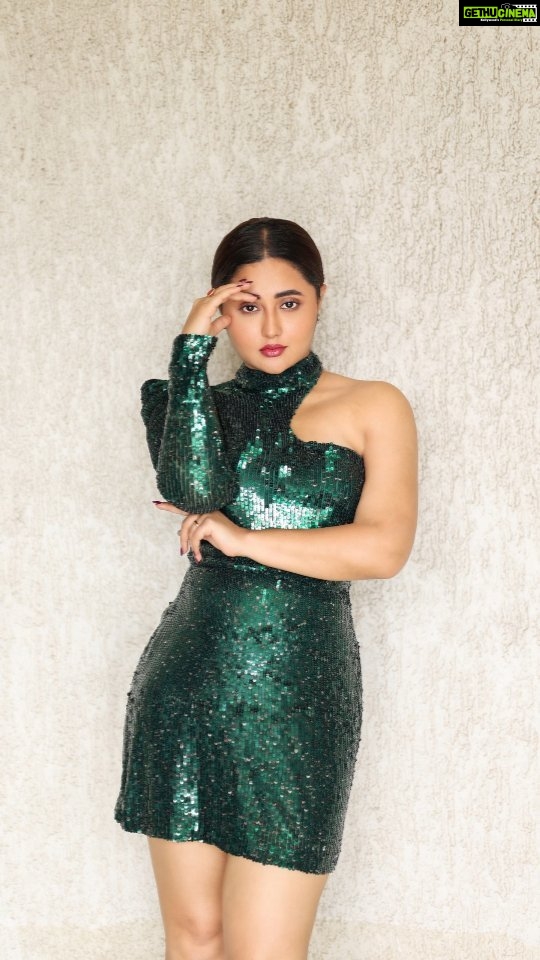 Rashami Desai - 290.4K Likes - Looking at the greener side of life ☘️🍀☘️
.
.
.
.
.
.
Styled by @rimadidthat
Outfit @estera_trends
.
.
.
.
#rashamidesai #rashamians #immagical✨🧞♀️🦄 #diva #green #whatelseispossiblenow
