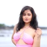 Rashami Desai Instagram – 50% Savage, 50% Sweetheart 💖
.
.
.
.
.
#imrashamidesai #immagical✨🧞‍♀️🦄 #beachvibes #beach #whatelseispossiblenow #pink