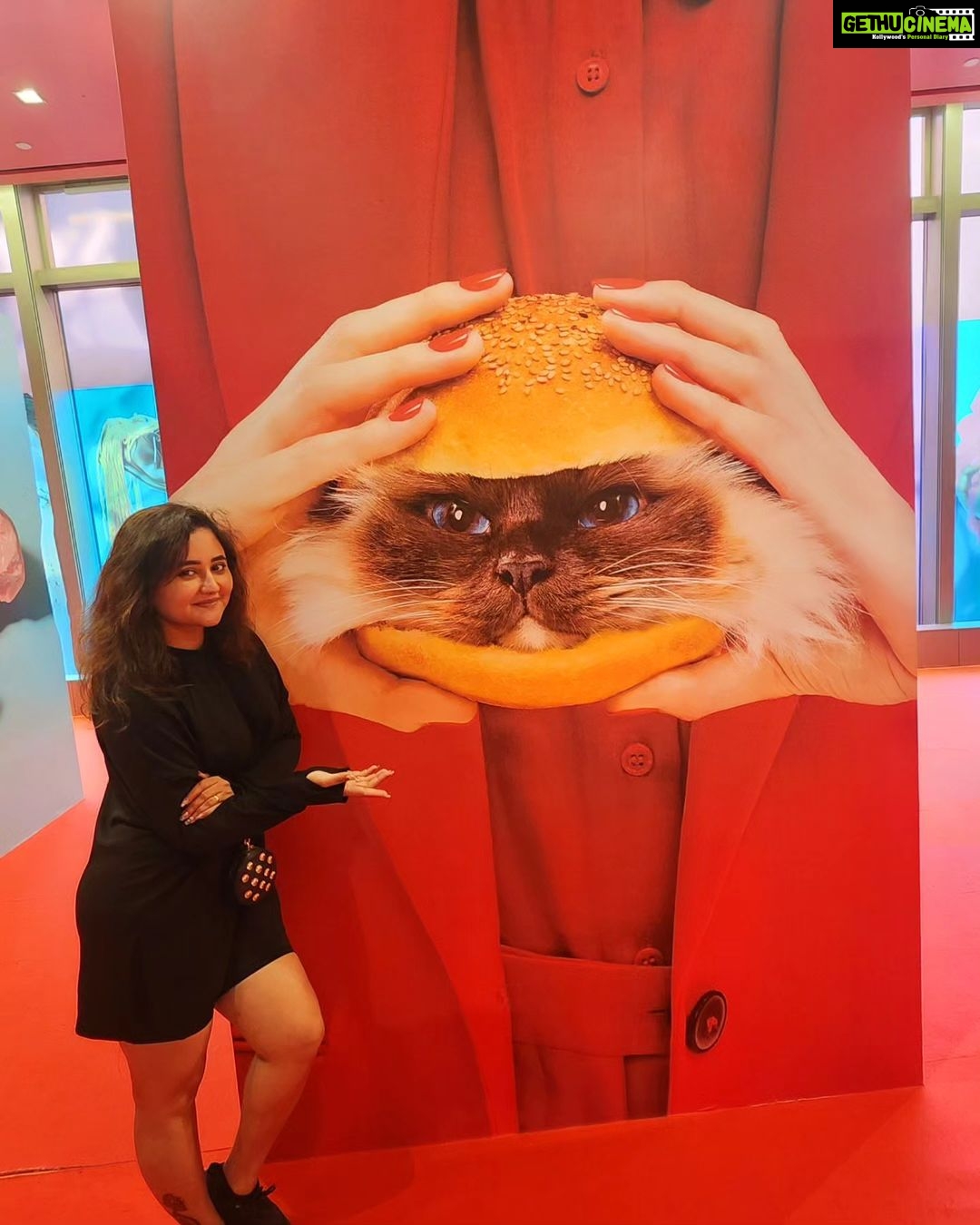 Rashami Desai - 813.9K Likes - To be continued...
Wanna se more ??
.
.
#art #toiletpaper #nmacc #love #rashamians #rashamidesai #whatelseispossible #immagical✨🧞♀️🦄