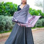 Rashmi Gautam Instagram – Outfit by @varahi_couture 
P.C @verendar_photography 
#RashmiGautam #indianwear #lehngacholi
