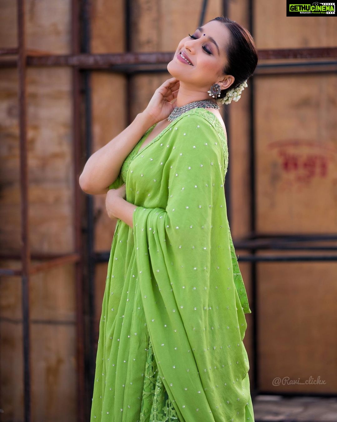 Rashmi Gautam Instagram - Outfit by @varahi_couture 📸 @ravi_cross_clickx
