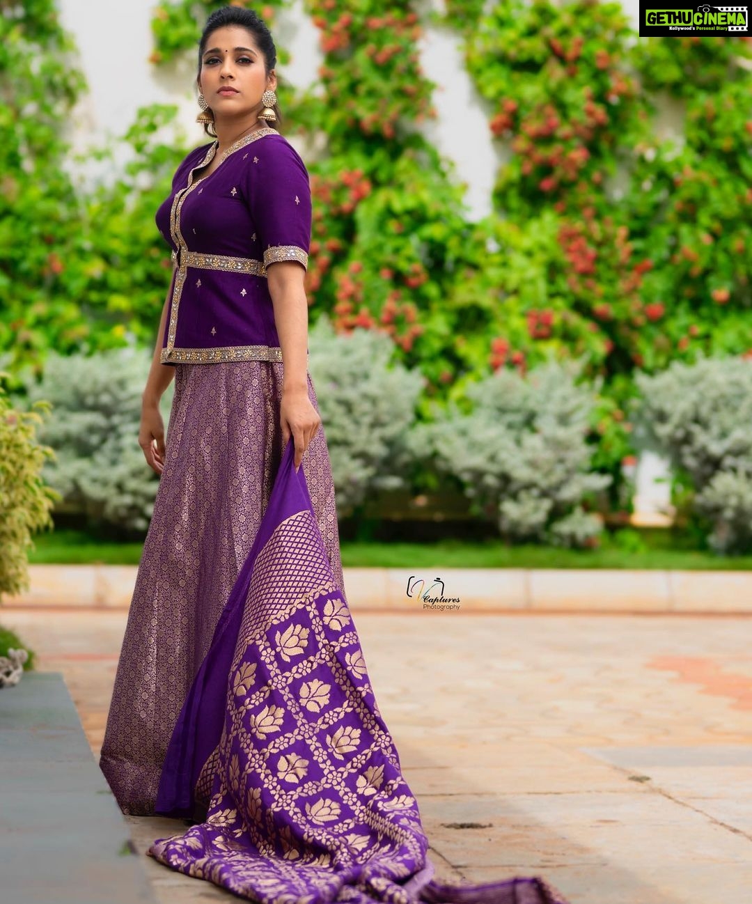 Rashmi Gautam Instagram - Outfit by @varahi_couture 💜💜 P.C 📸 @v_capturesphotography #rashmigautam #purple #ethinicwear