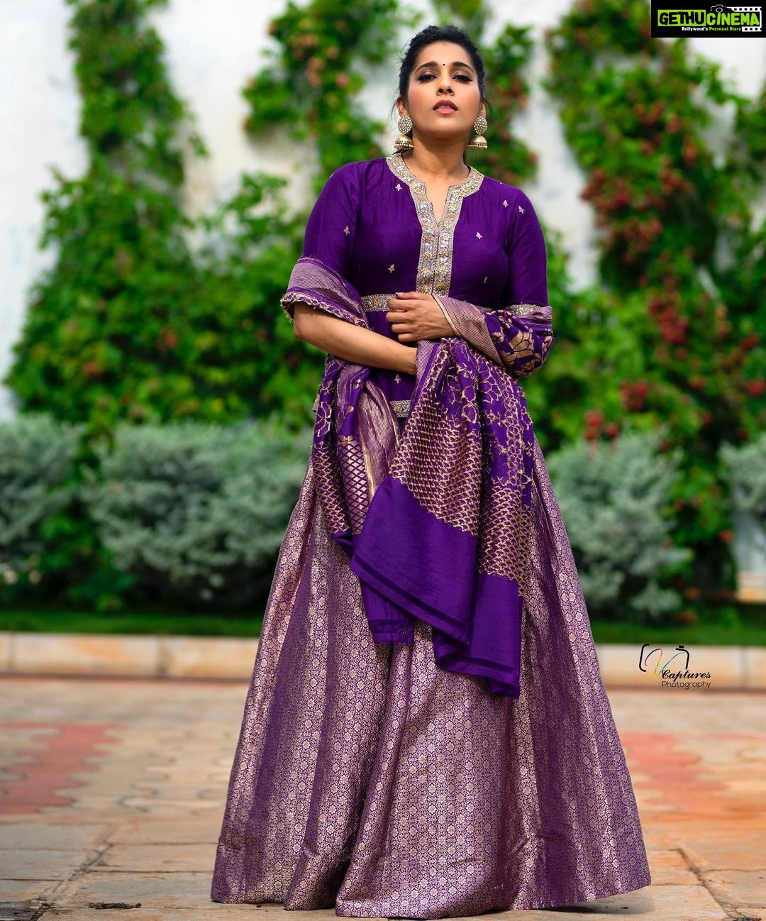 Rashmi Gautam Instagram - Outfit by @varahi_couture 💜💜 P.C 📸 @v_capturesphotography #rashmigautam #purple #ethinicwear