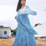 Rashmi Gautam Instagram – If only I had blue eyes to hypnotize

Outfit @varahi_couture 
P.C @v_capturesphotography 

#monsoons
 #rashmigautam #RashmiGautam 
#blue