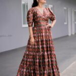 Rashmi Gautam Instagram - Outfit by @varahi_couture P.c @ravi_cross_clickx #rashmigautam #fusionwear #summerdress #tuesday