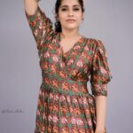 Rashmi Gautam Instagram - Outfit by @varahi_couture P.c @ravi_cross_clickx #rashmigautam #fusionwear #summerdress #tuesday