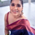 Rashmi Gautam Instagram - Saree by the @thepallushop P.c @v_capturesphotography Check out @thepallushop 's festive semi silk saree now available at launch offer price!