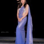 Rashmi Gautam Instagram - Sparkle p.c 📸 @ravi_cross_clickx #RashmiGautam #glitter #saree #drape