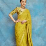 Rasika Dugal Instagram – Mellow yellow 💛

Saree: @archanajaju.in 
Jewellery: @shriparamanijewels 
HMU: @mayura_makeup_hair 
Styling: @who_wore_what_when 
📸: @chandrahas_prabhu