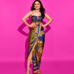Rasika Dugal Instagram – 💙🧡🩷

Outfit: @aartivijaygupta 
Jewellery: @radhikaagrawalstudio 
MUA: @mayura_makeup_hair 
Styling: @who_wore_what_when 
📸: @rishabhkphotography