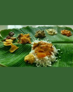 Rasika Dugal Instagram - Some things have my complete focus 😄. Thank you for the delicious meal @enjay29 #NaveenNair. Happy Onam everyone! #OnamSadhya #HappyOnam