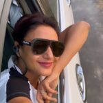 Rati Pandey Instagram - Gadi hakan de ❤️ #Azamgarh . . . #azamgarh #shootmode #somethinginterestingcomingup #ratipandeyreels #instareels #ratipandey