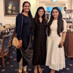 Raveena Ravi Instagram – Lovely catching up with you two! 💙🖤🤍