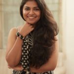Raveena Ravi Instagram – Fun #photoshoot with #manoramaweekly ! thankyou @arun_payyadimeethal for all the ❤️ 📷 !