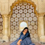 Rebecca Santhosh Instagram – Amber fort ✨
.
.
. 
Costume: @bybbecca Amber Fort, Pink City, Rajastan