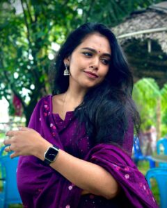 Rebecca Santhosh Instagram - Pretending to make my pic seem casual
.
.
.
Pc : crime partner 🐷 @sreejithvijayanofficial